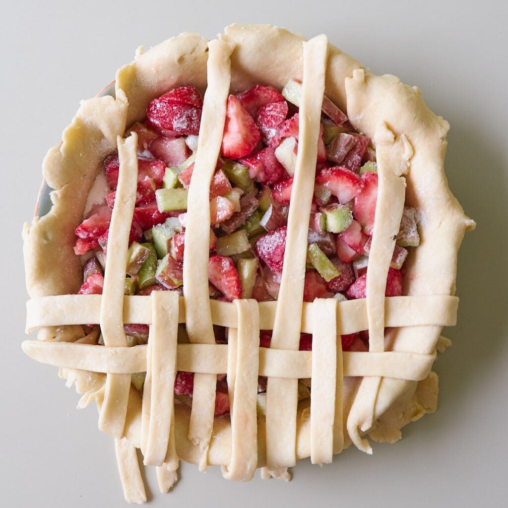 How to make a lattice crust with sourdough pie dough with strawberry rhubarb filling.